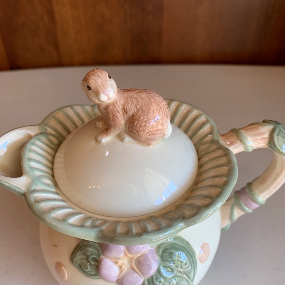 Demdaco 2001 Covered Ceramic Creamer Rabbit Spring Flowers - Picture 3 of 6